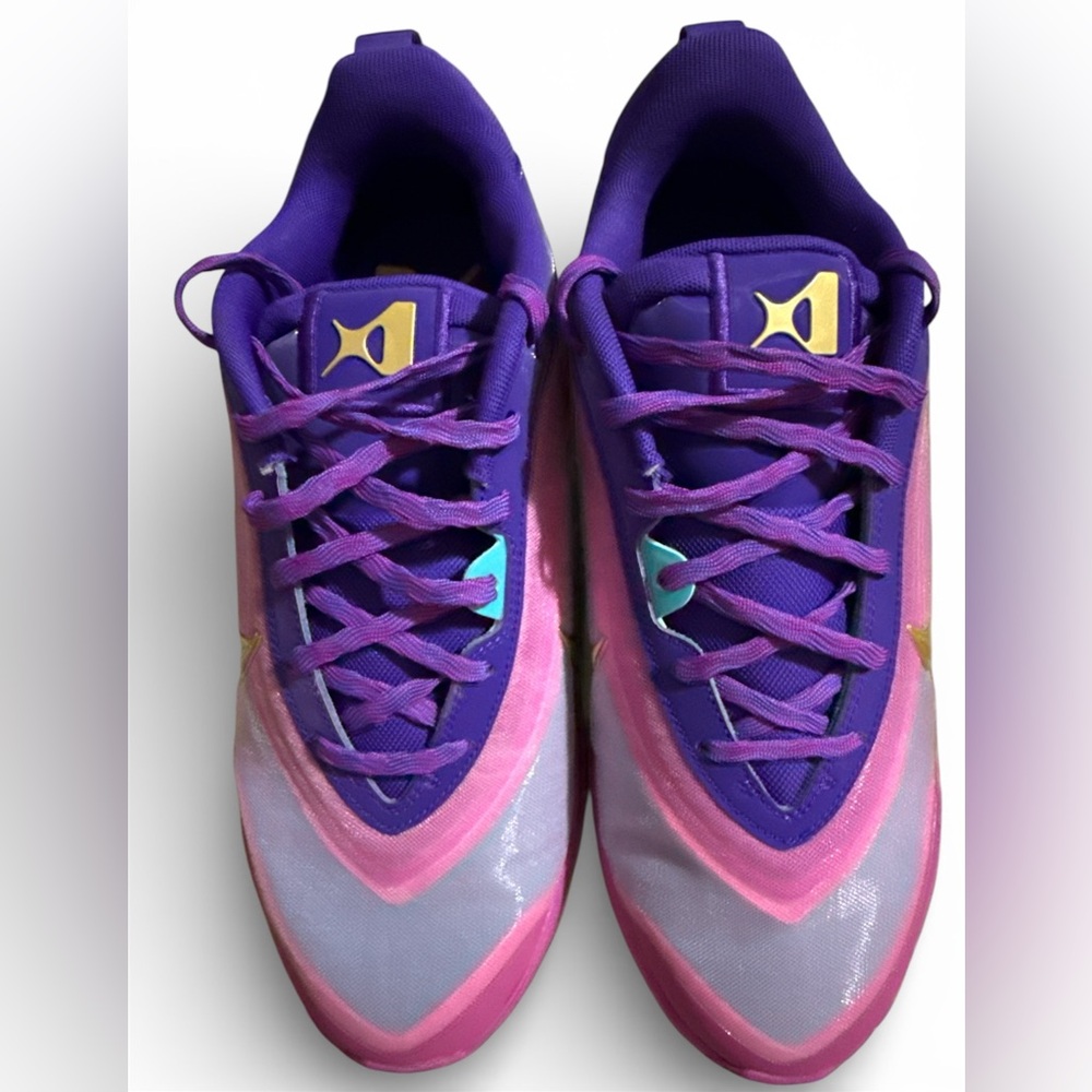 Nike A’One Unapologetic shoe girls 6.5 ❤️